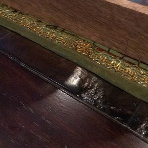 Meet your Posher, Yoli